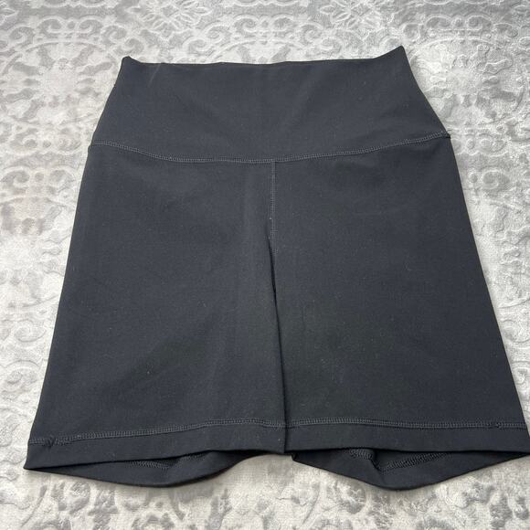 Yogalicious Lux Black Shorts Large - Picture 1 of 6